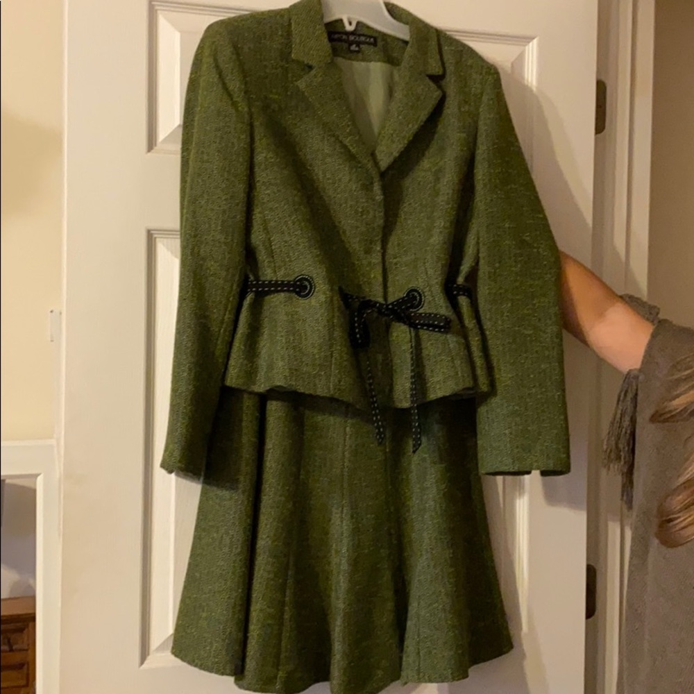 nipon boutique suit